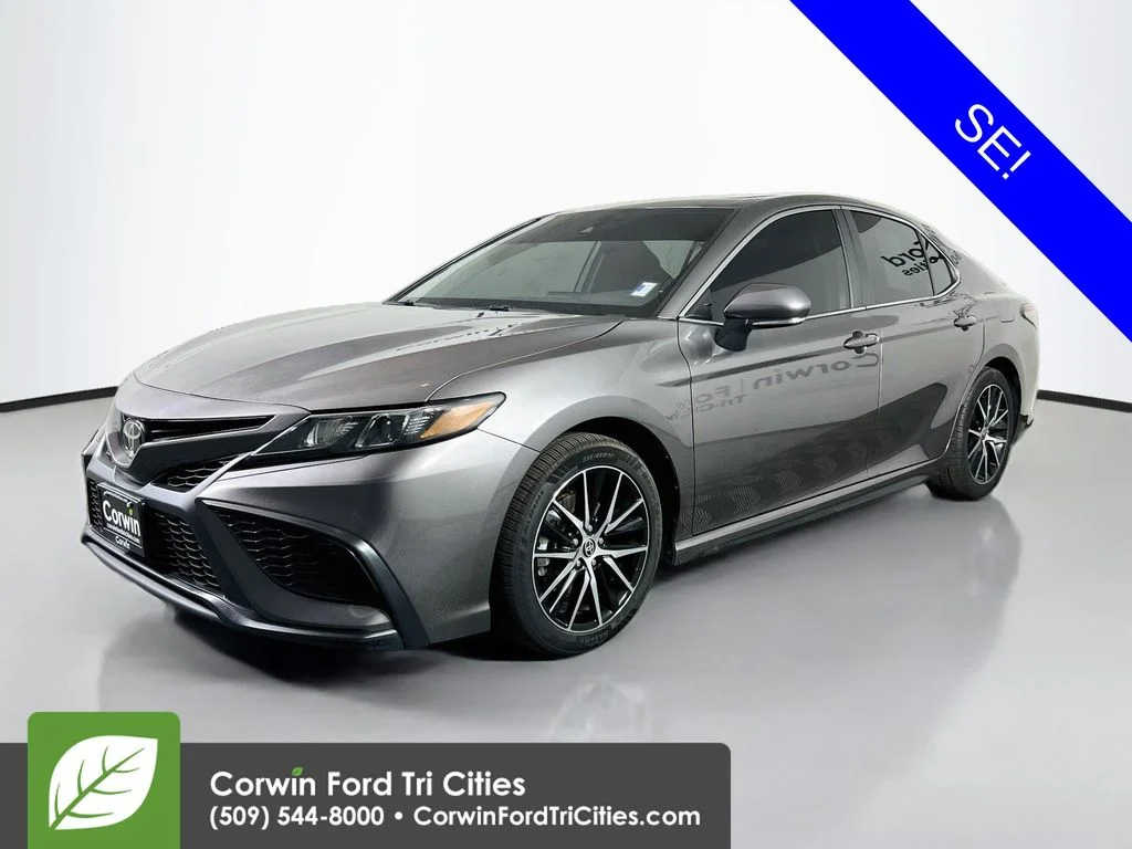 Used 2023 Predawn Gray Mica Toyota SE image 5