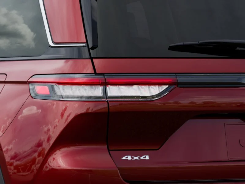 New 2025 Velvet Red Pearl-Coat Exterior Paint Jeep Limited image 33