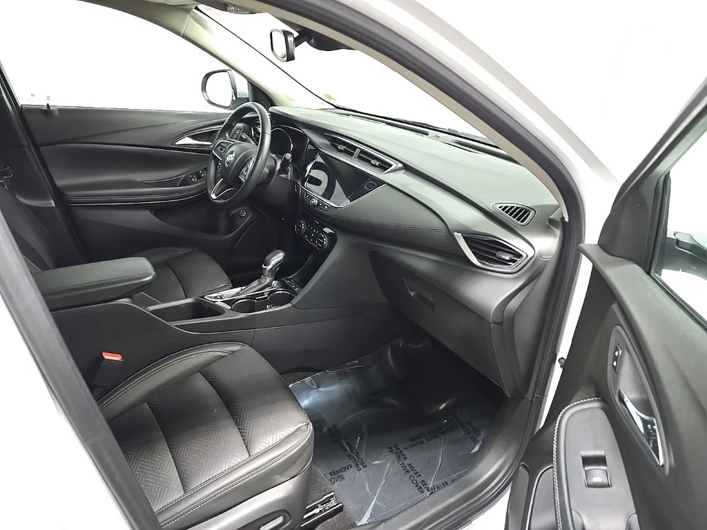 Used 2022 White Buick Essence image 16