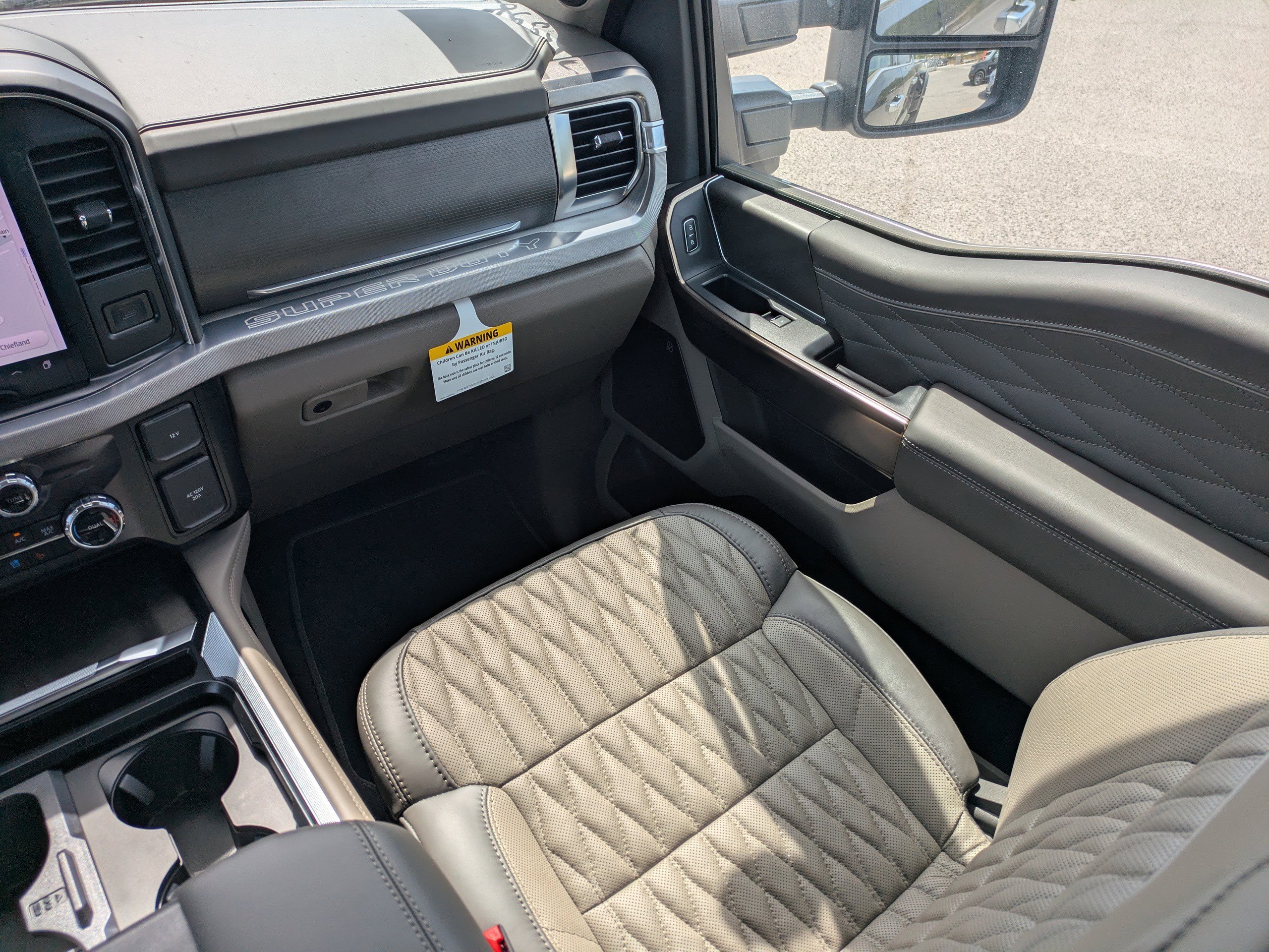 Used 2026  Ford Platinum image 22