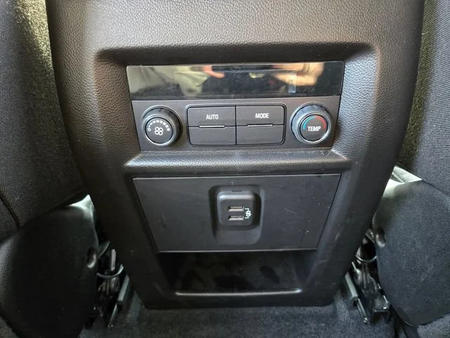 Used 2023 SUMMIT WHITE Chevrolet LT Cloth image 15