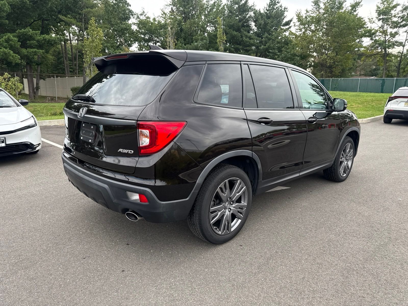 Used 2020 Black Honda EX-L image 5