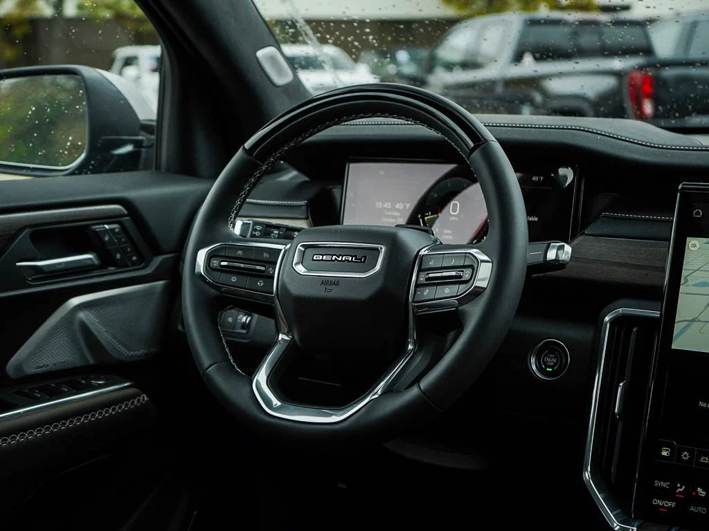 2026 GMC Acadia Denali Ultimate - Photo 17