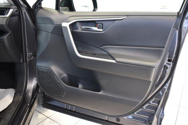 Certified Used 2025 MAGNETIC GRAY MET. Toyota  image 12
