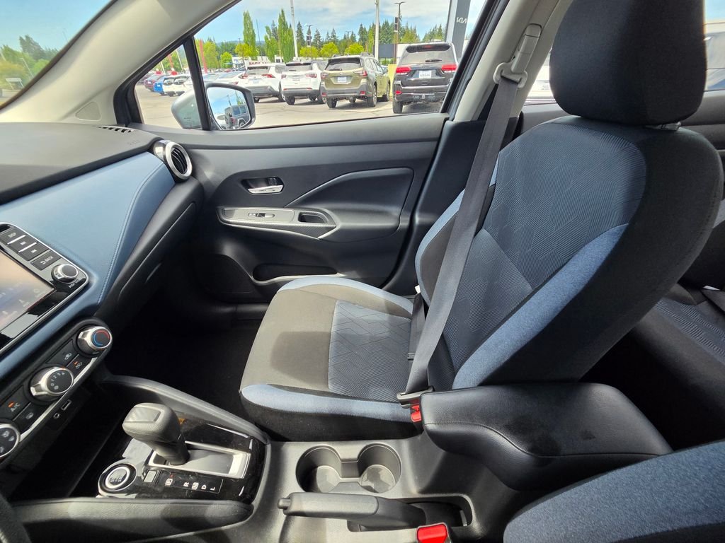 Used 2025 Gray Nissan 1.6 SV image 28