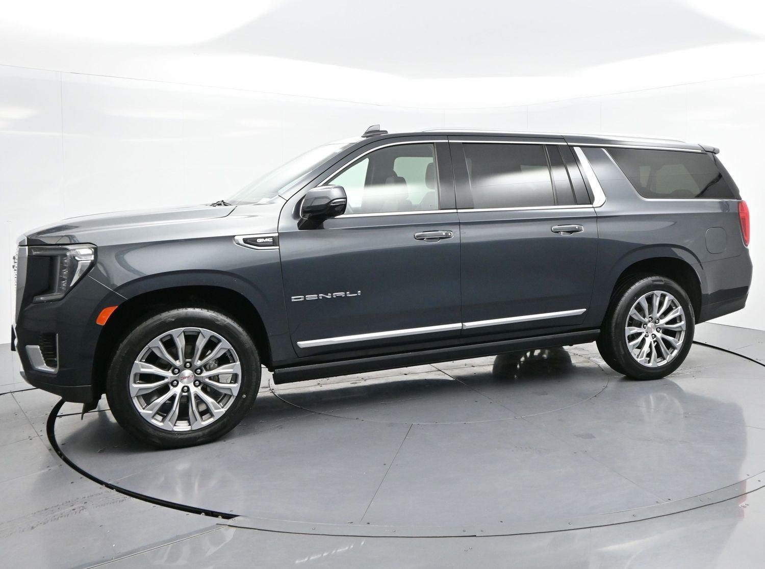 Used 2021 Hunter Metallic GMC Denali image 4