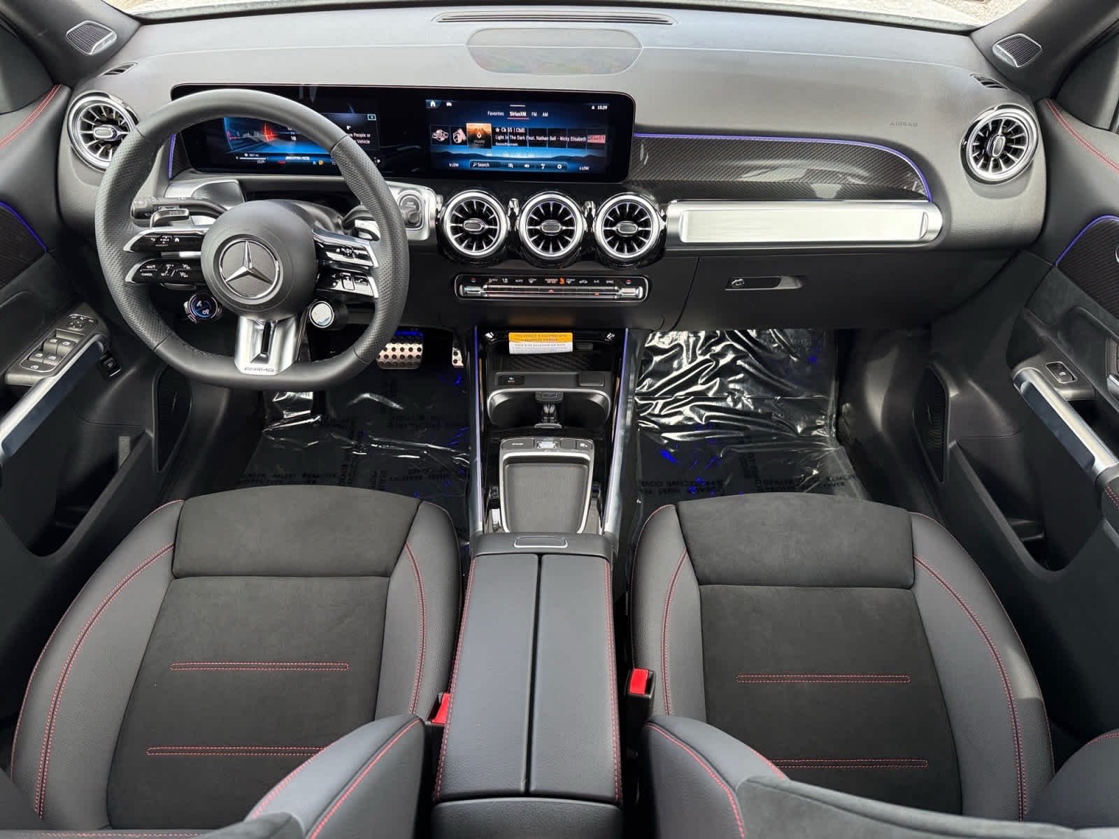 New 2026 Polar White Mercedes-Benz AMG® GLB 35 image 12
