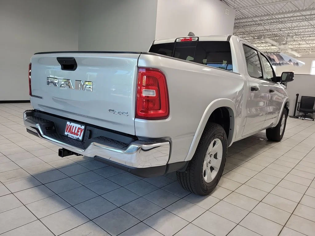 New 2026 Silver Zynith Exterior Paint RAM Big Horn/Lone Star image 8