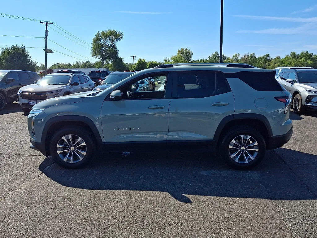 Used 2025 Cacti Green Chevrolet LT image 7