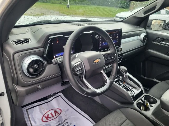 Used 2023 White Chevrolet LT image 9