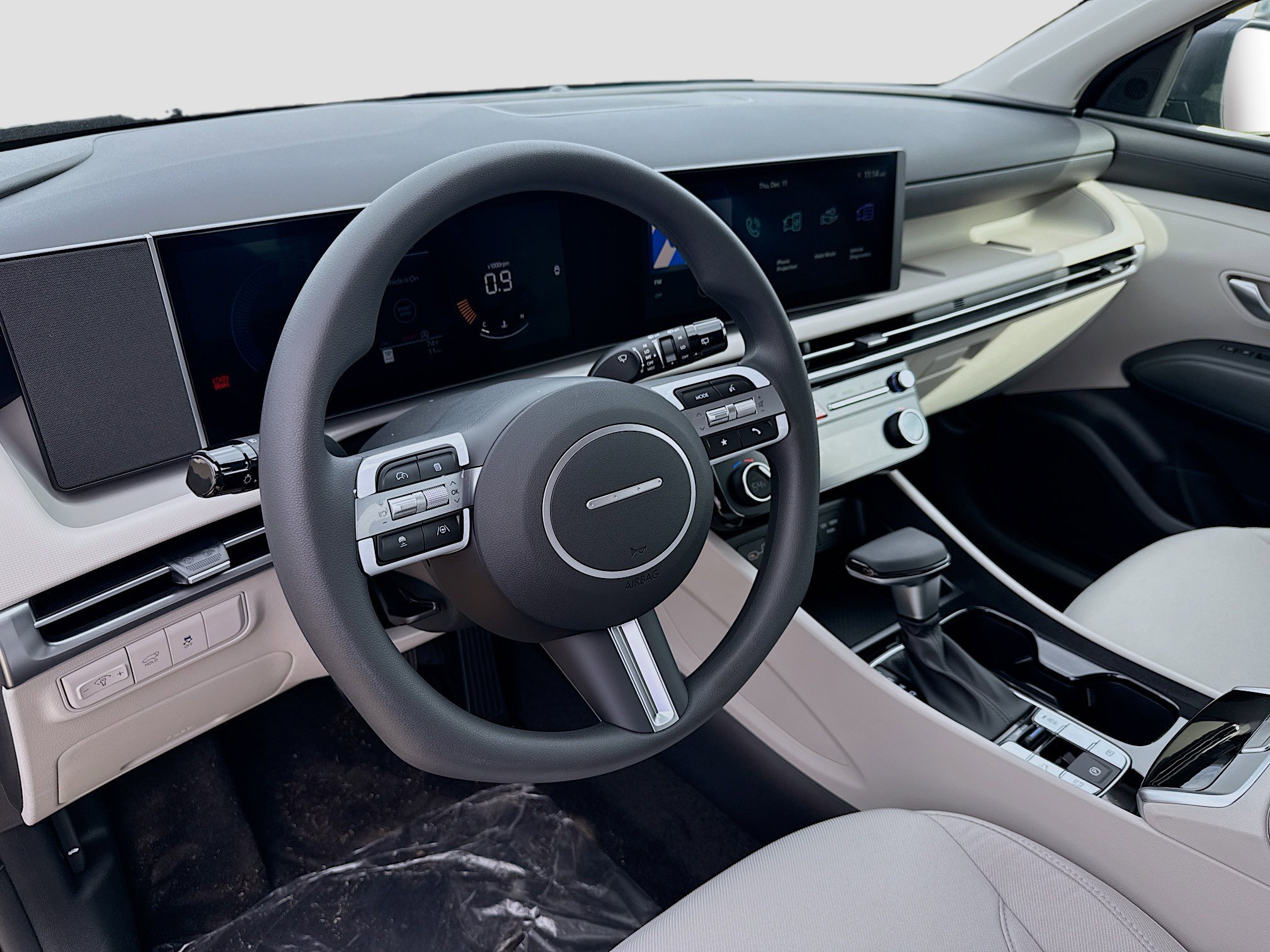 New 2026 Phantom Black Hyundai SEL FWD image 32