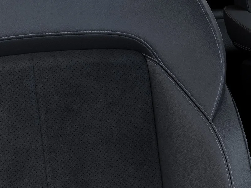 New 2025 Diamond Black Crystal Pearl-Coat Exterior Paint Jeep Altitude X image 29