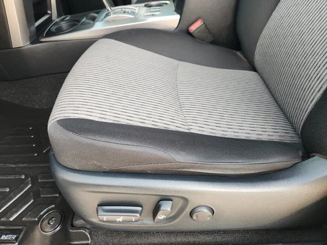 Used 2022 Gray Toyota SR5 4x2 image 23