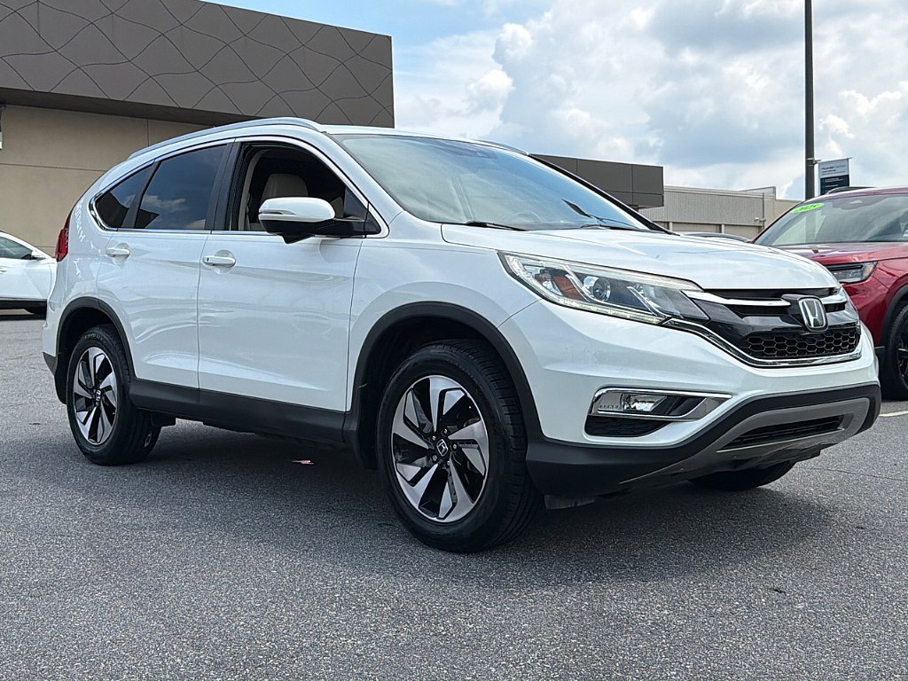 Used 2016 Diamond White Pearl Honda Touring image 3