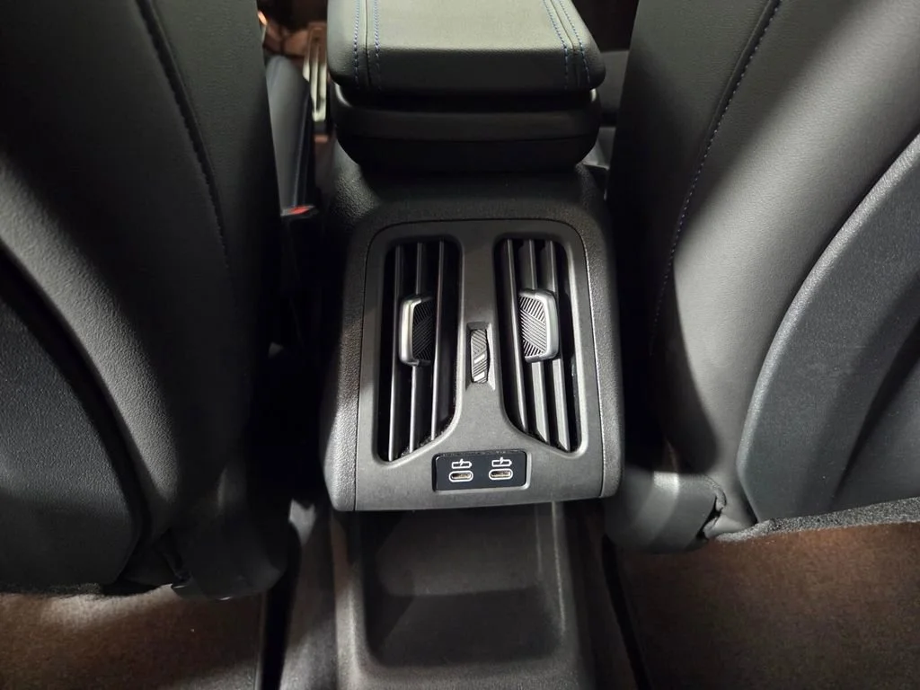 Used 2025 Blue Metallic BMW M35i image 27