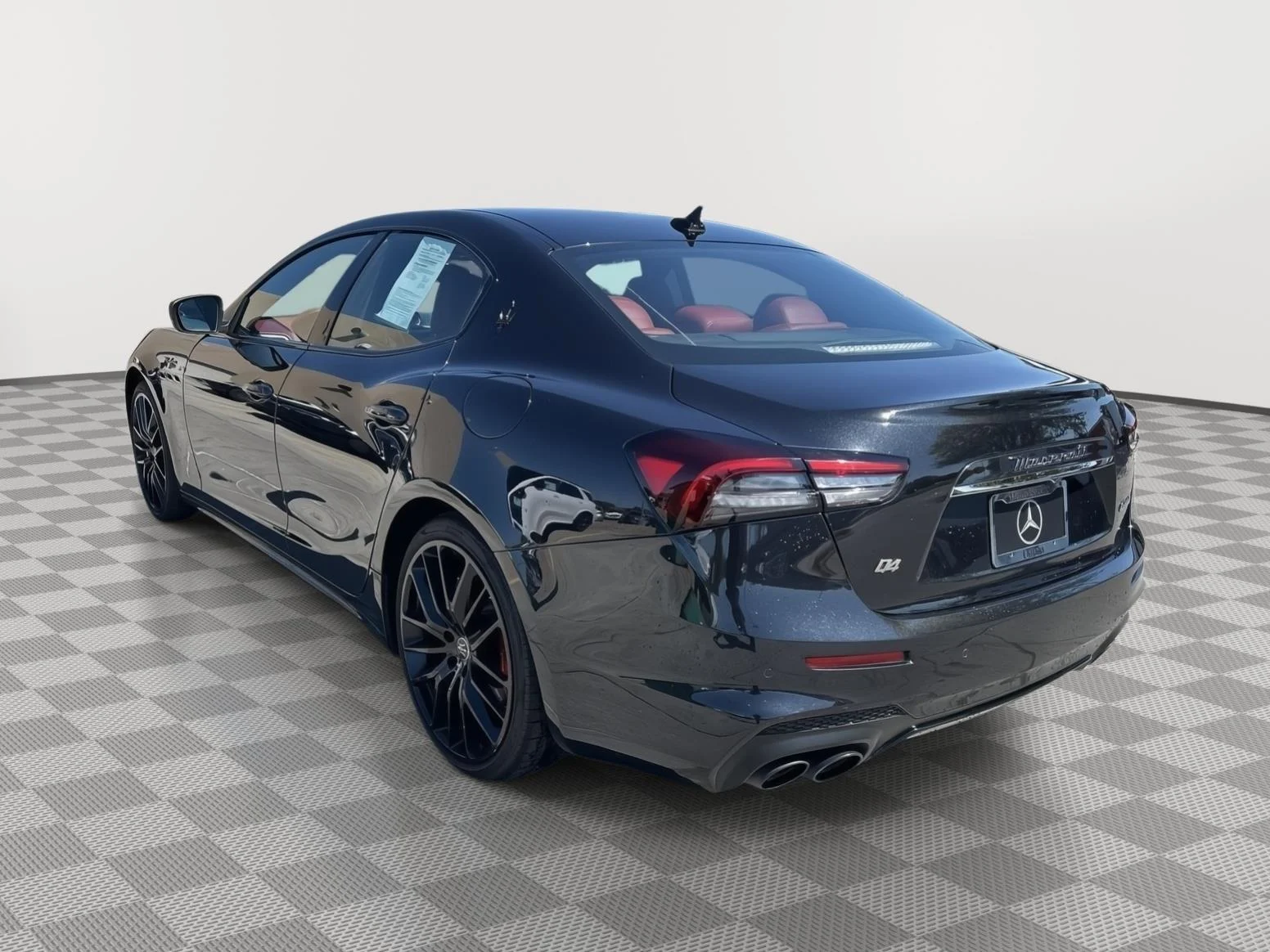 Used 2022 Nero Ribelle Metallic Maserati Modena Q4 image 5
