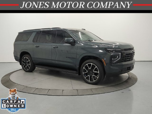 Used 2026 Gray Chevrolet RST image 1