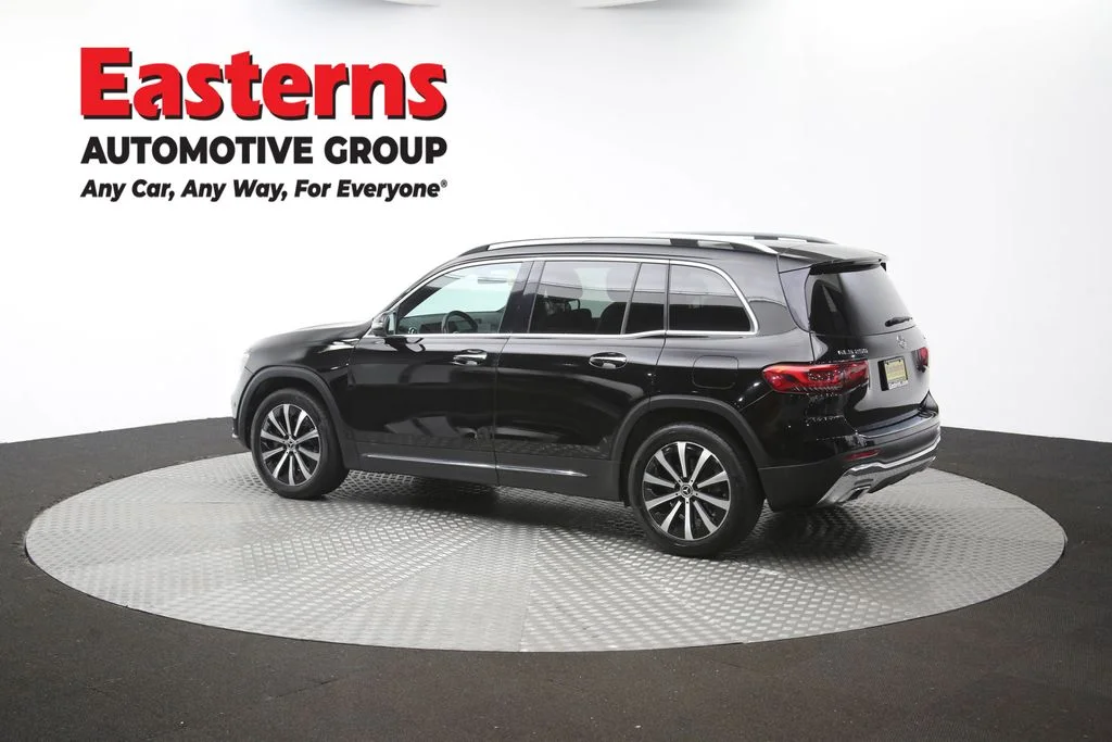 Used 2022 Black Mercedes-Benz GLB 250 image 63