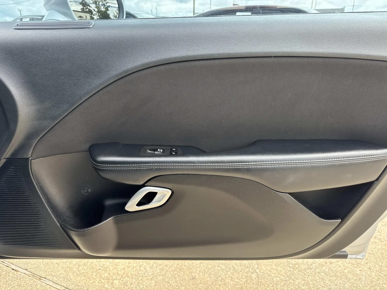 Used 2022 Triple Nickel Clearcoat Dodge SXT image 13