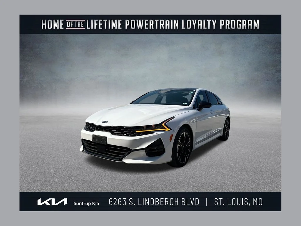 Used 2021 White Kia GT-Line image 1