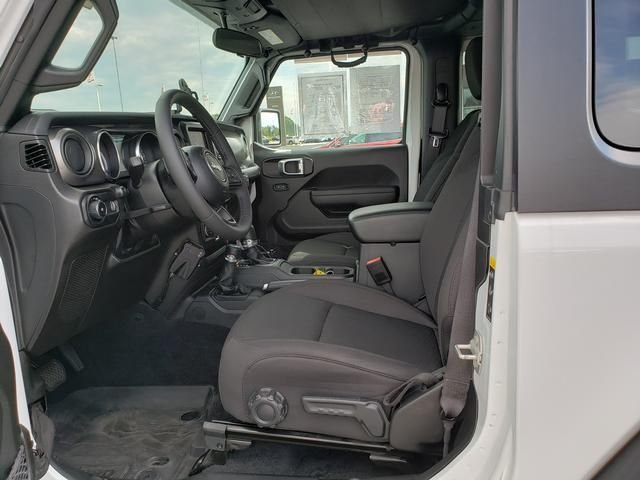 Used 2023 White Jeep Sport image 10