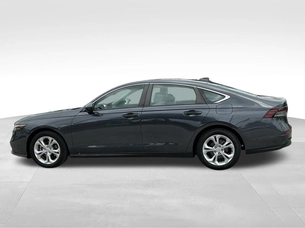 Used 2024  Honda LX image 6