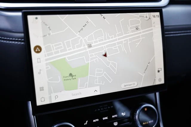 New 2024 Gray Jaguar R-Dynamic SE image 48