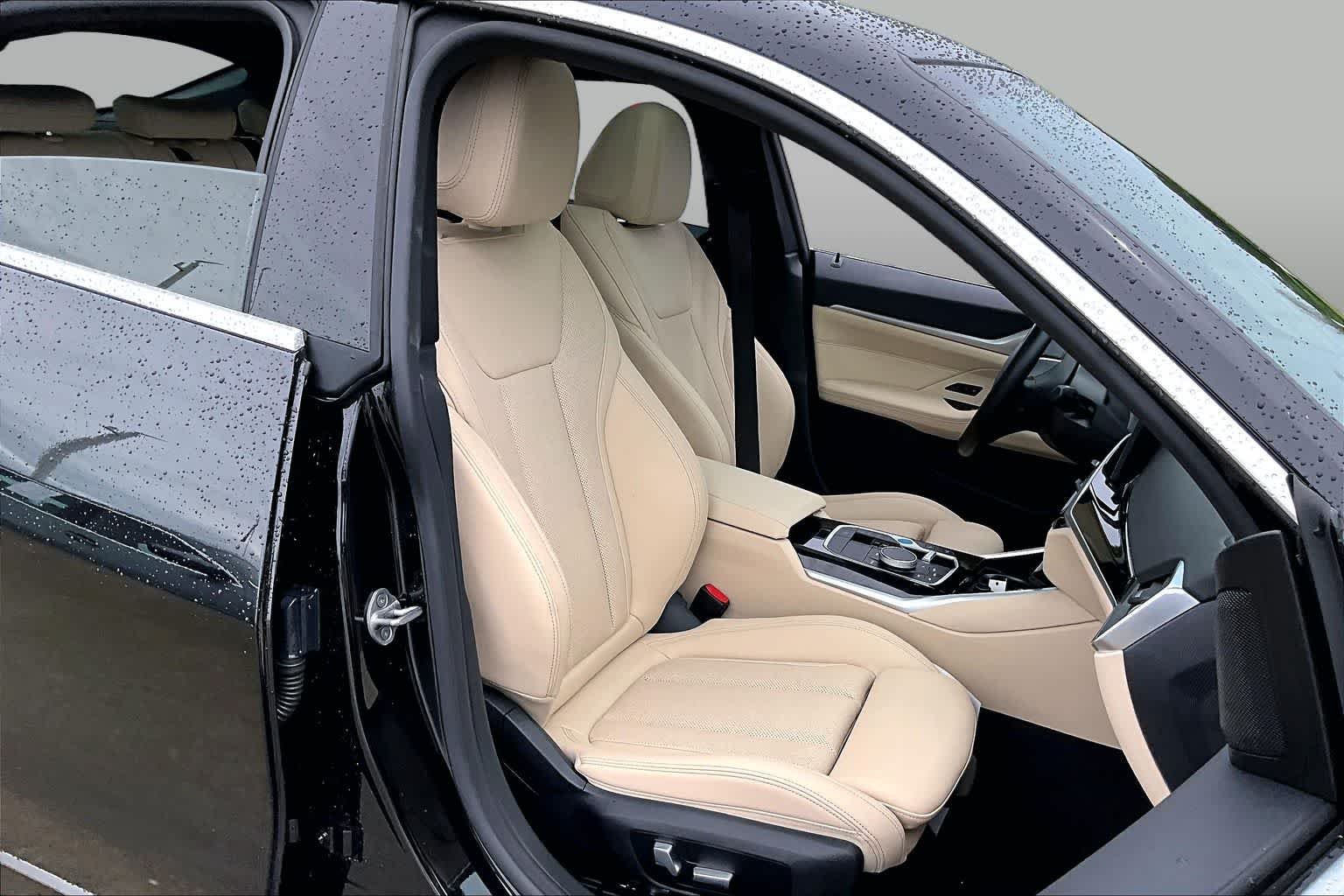 Used 2023 Jet Black BMW eDrive35 image 8