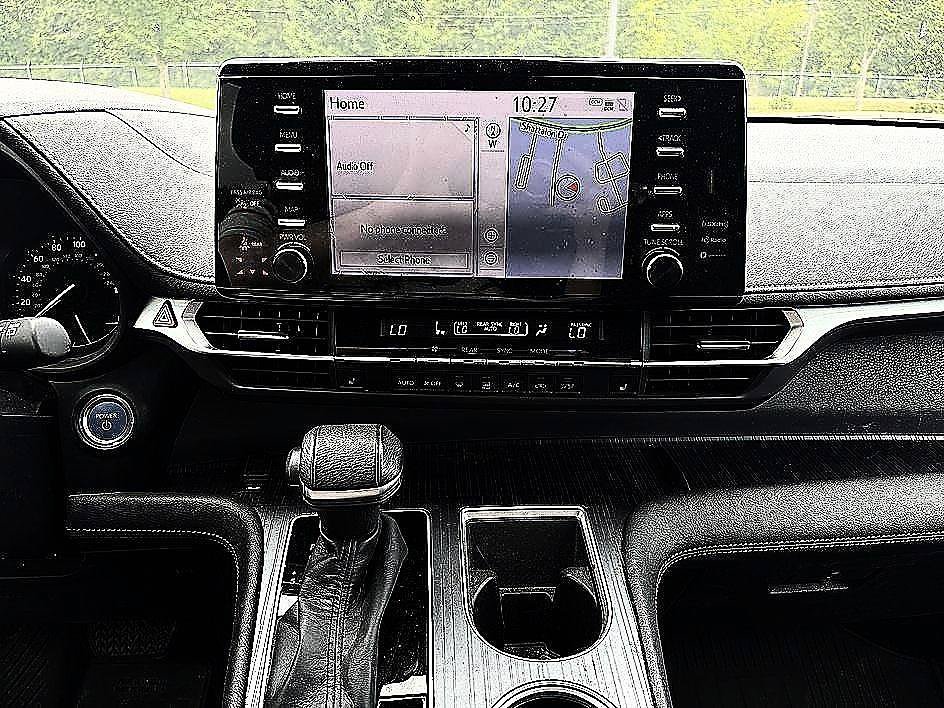 Used 2022 Ruby Flare Pearl Toyota XSE image 16