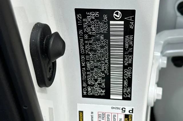 Certified Used 2025 White Lexus 300h image 35