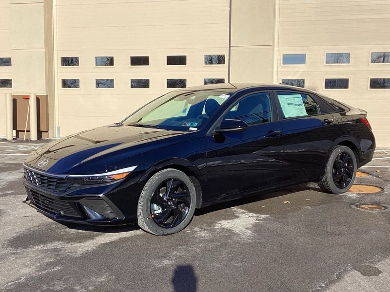 New 2026 Black Hyundai SEL Sport image 3