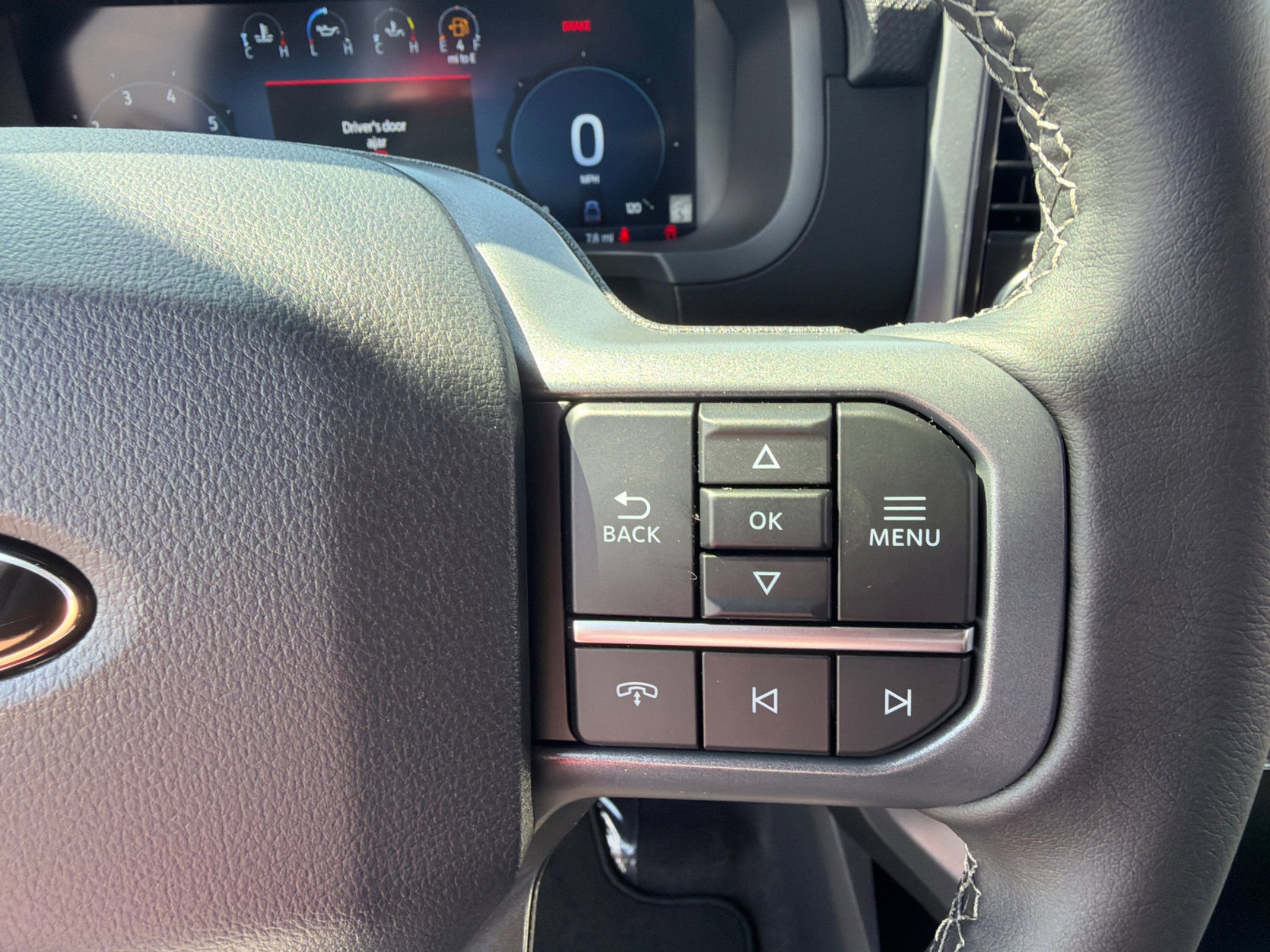 New 2026 Agate Black Metallic Ford XLT image 19