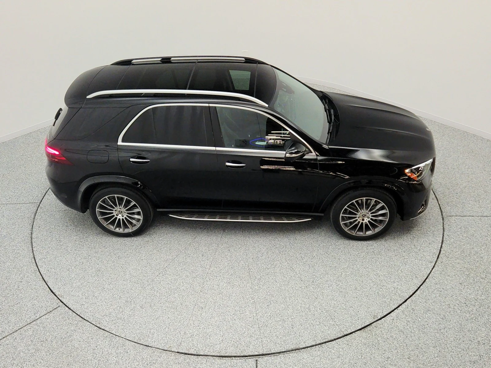 Used 2024 Black Mercedes-Benz GLE 350 4MATIC® SUV image 26