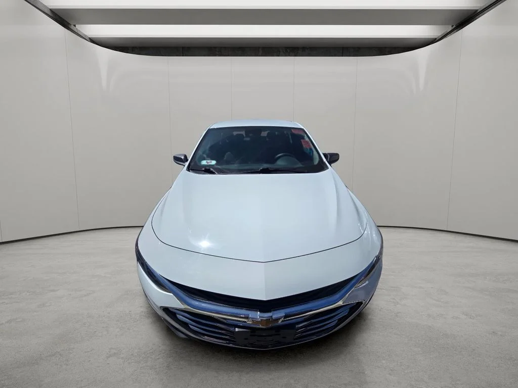 Used 2023 Summit White Chevrolet LS image 14
