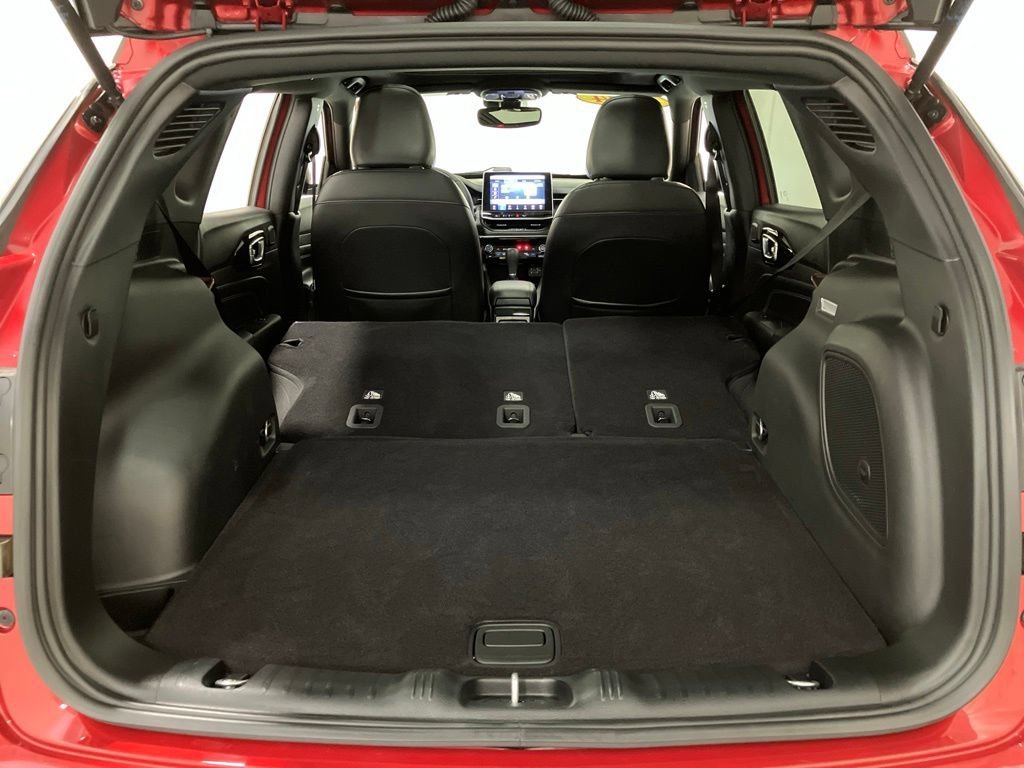 Used 2024 Red Hot Pearlcoat Jeep Limited image 19