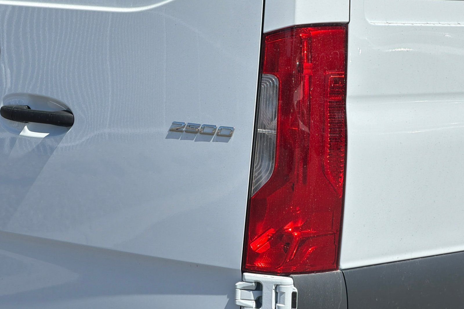 New 2026 Arctic White Mercedes-Benz Cargo 170 WB image 11