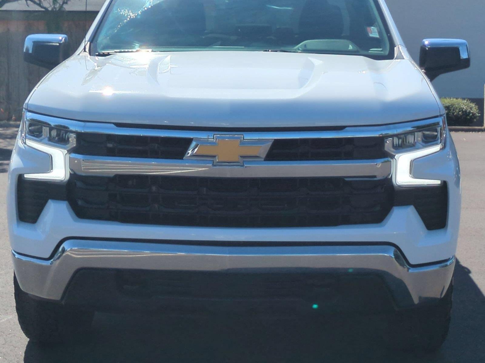 Used 2023 Summit White Chevrolet LT image 13