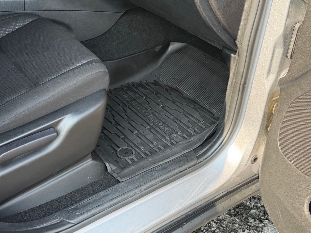 Used 2021 Billet Silver Metallic Jeep Laredo E image 42