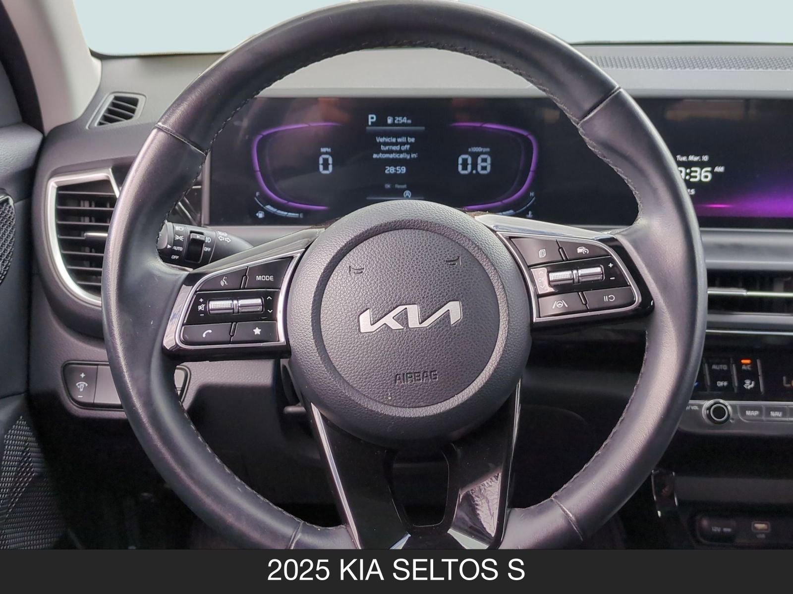 2025 Kia Seltos S - Photo 12