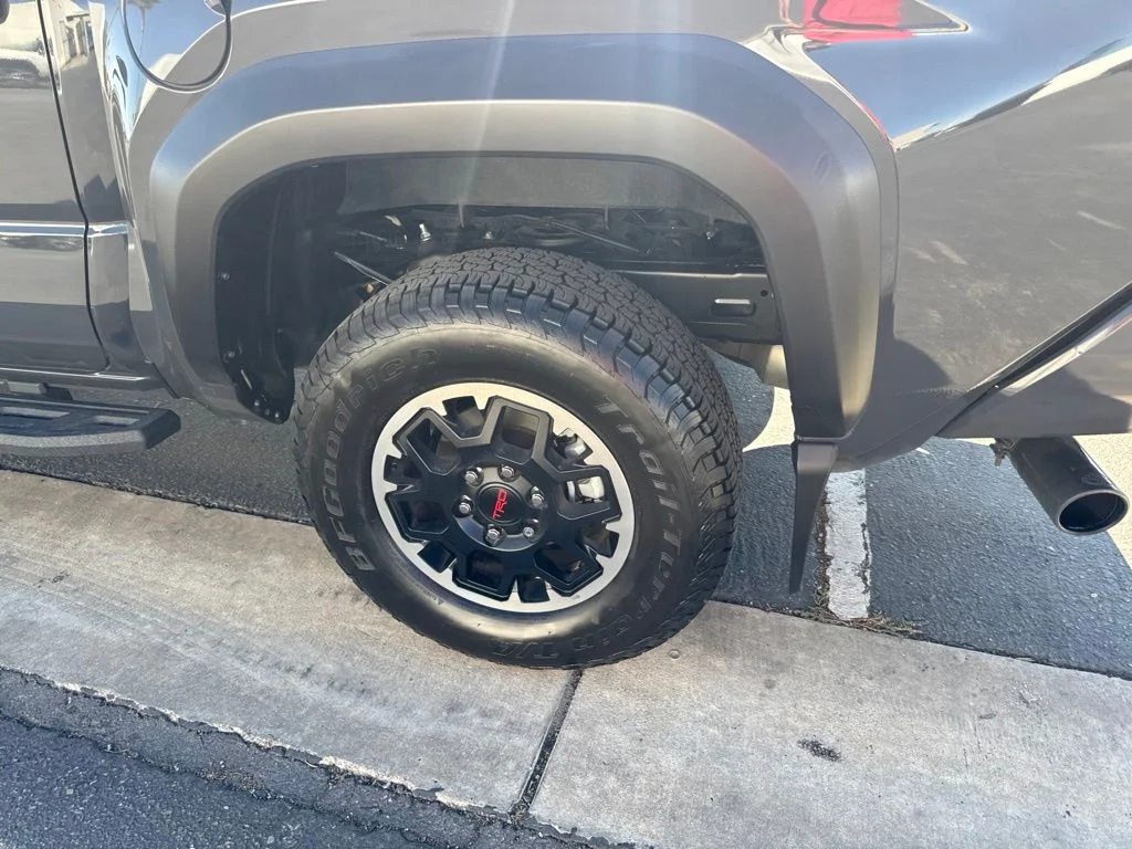 Certified Used 2025  Toyota TRD Off-Road image 9
