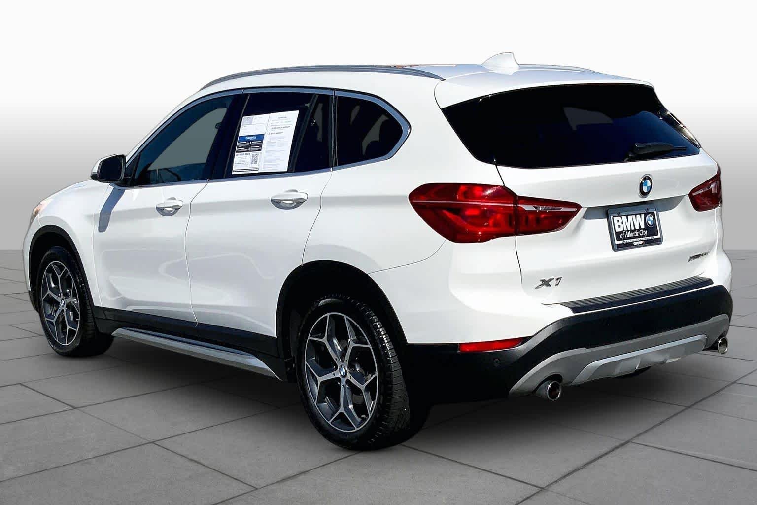 Used 2019 Alpine White BMW xDrive28i image 11