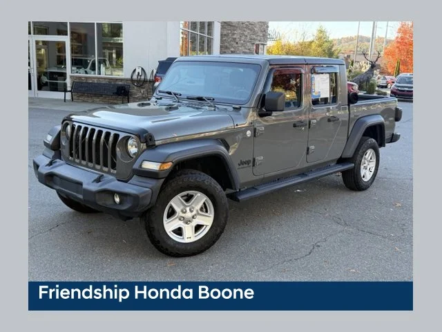 Used 2020 Gray Jeep Sport image 1