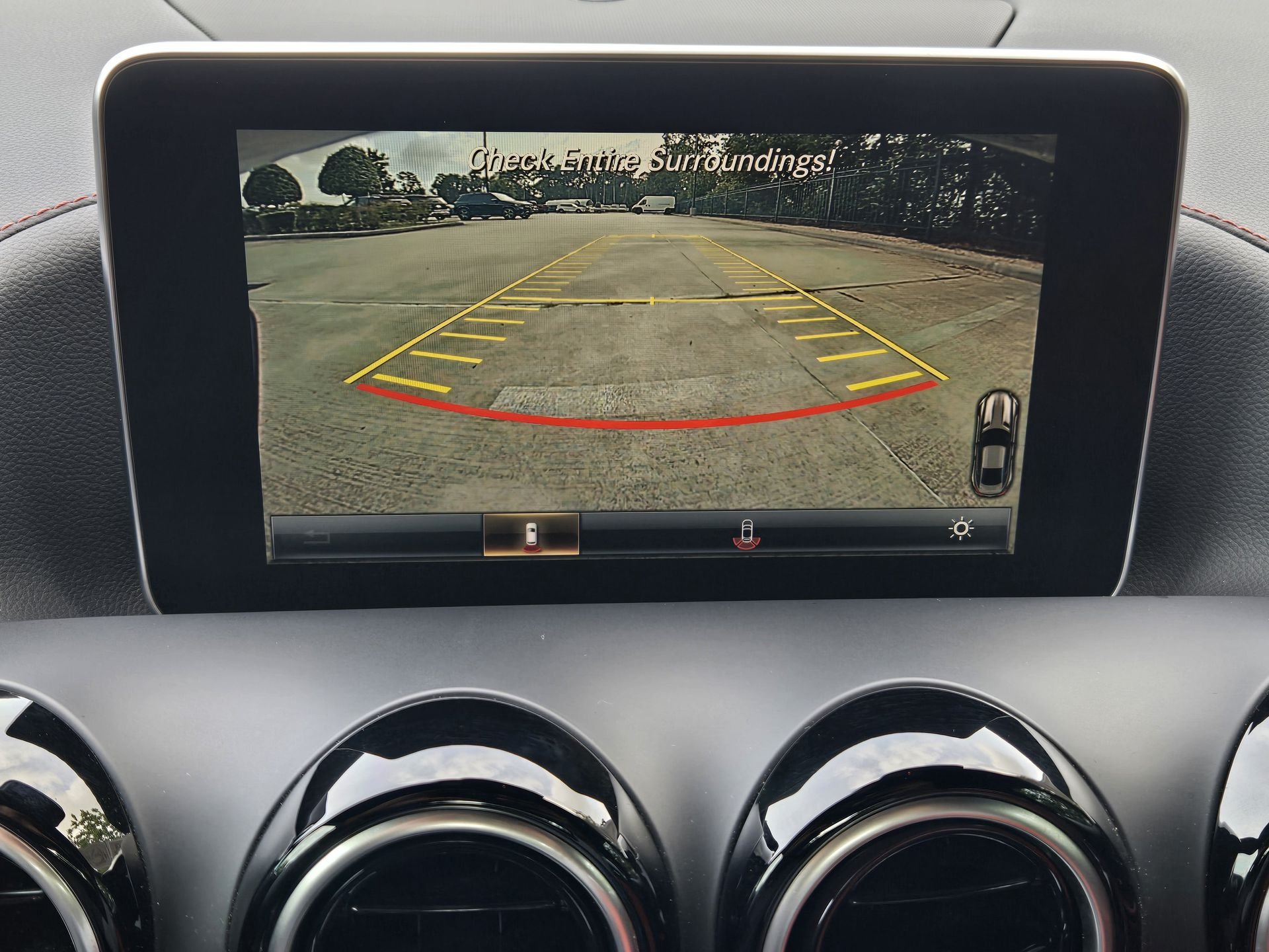 Used 2018 Selenite Gray Metallic Mercedes-Benz Base image 17