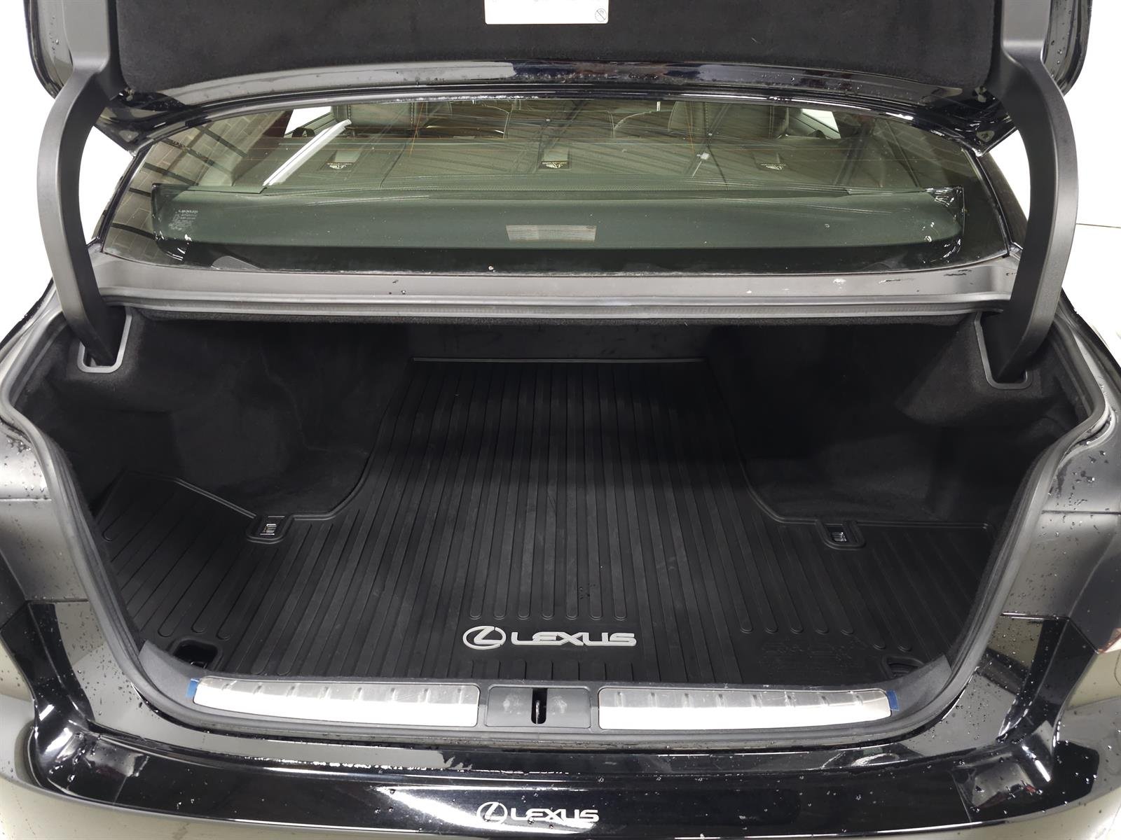 Certified Used 2022 Obsidian 212 Lexus  image 8