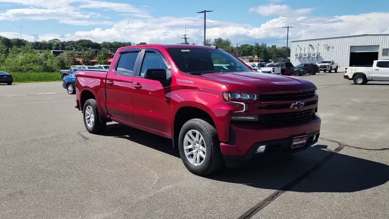 Used 2021 Cherry Red Tintcoat Chevrolet RST image 6