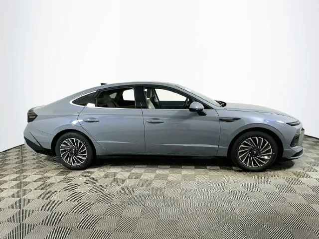 New 2026 Hyundai SONATA HYBRID SEL