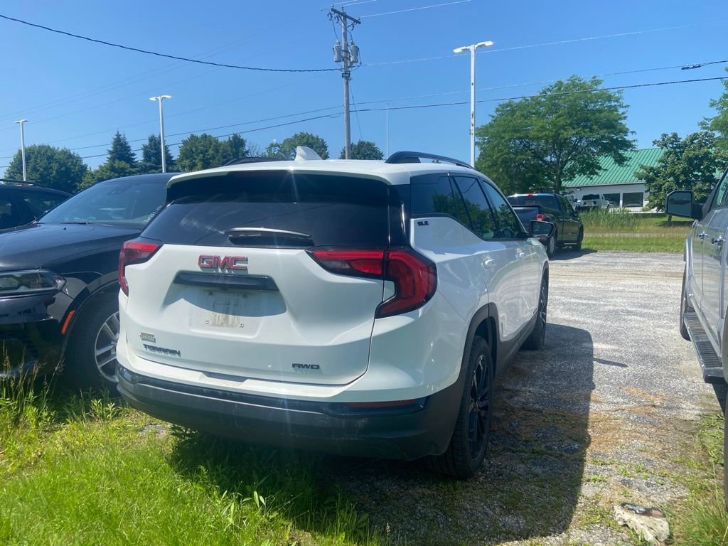 Used 2020 Summit White GMC SLE image 5