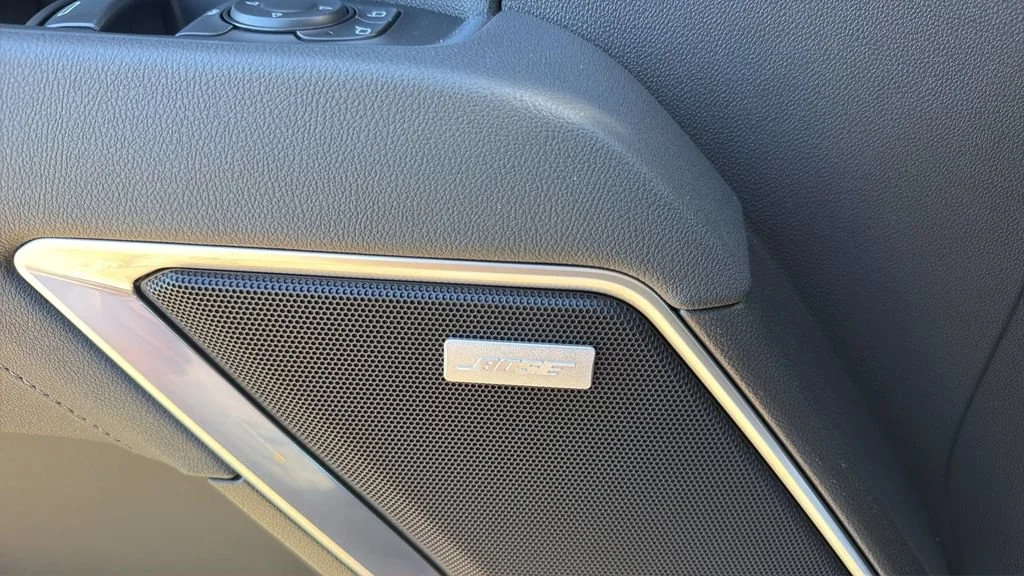 New 2026 Sterling Metallic GMC Elevation image 28