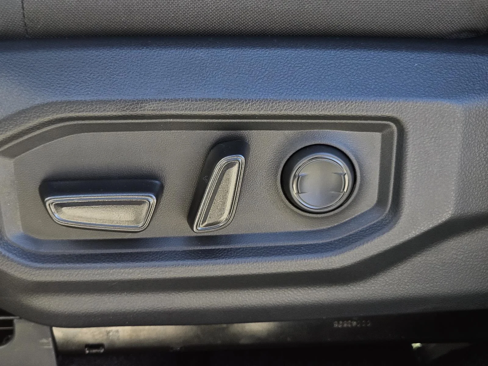 2026 Toyota Tundra SR5 - Photo 22
