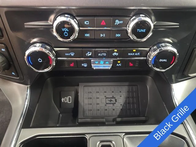 New 2026 Carbonized Gray Metallic Ford XLT image 28